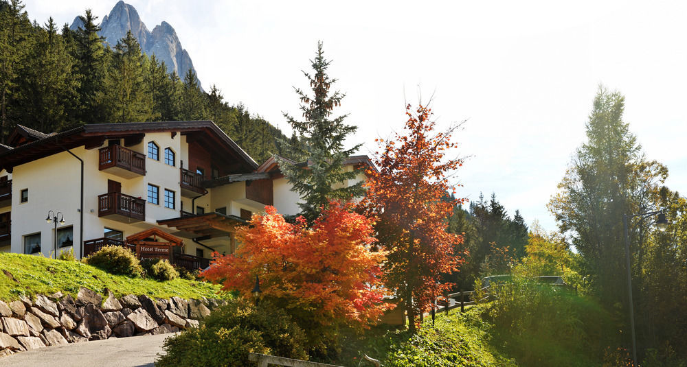 Hotel Terme Antico Bagno Pozza di Fassa Exterior photo